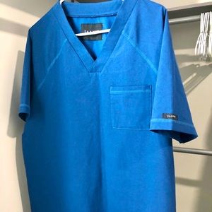 Jaanuu men’s scrub top, navy